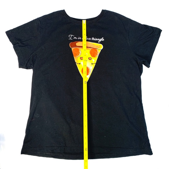 I'm in a Love Triangle T-Shirt Women's Size 2XL - Picture 2 of 6